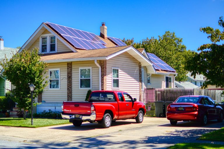 The 10 Best Solar Affiliate Programs Of 2022: A Comprehensive Guide